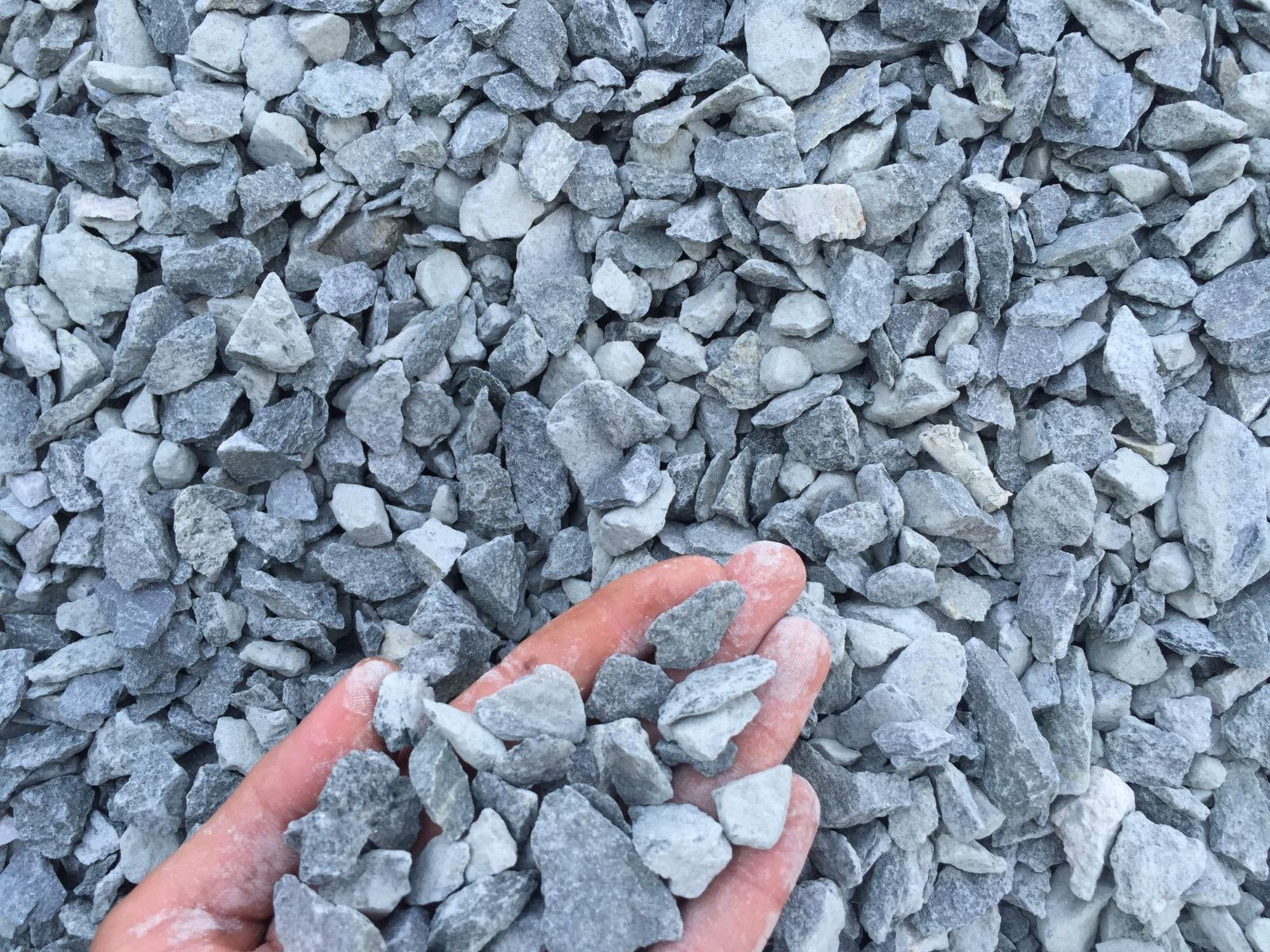 Гранитный щебень фракции 5-20